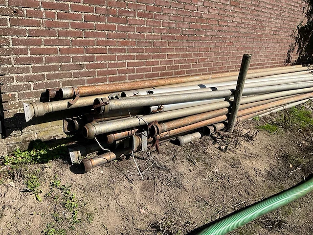 Buizen en slangen - afbeelding 2 van  6
