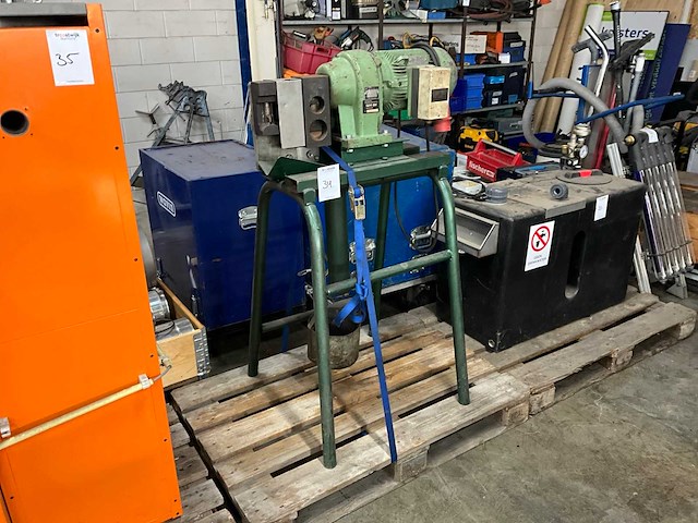 Buizen uitklinkmachine - afbeelding 1 van  4