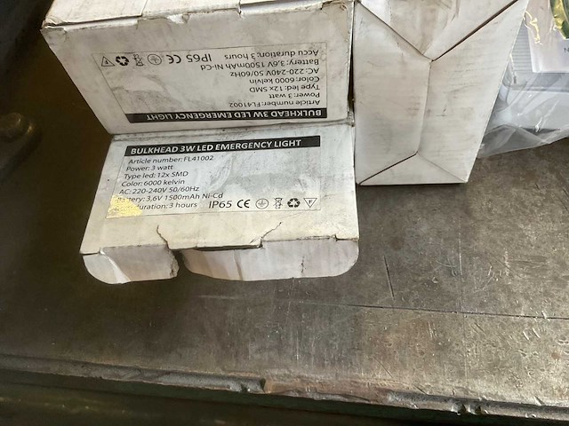 Bulkhead fl41002 3w led noodverlichting (3x) - afbeelding 3 van  5