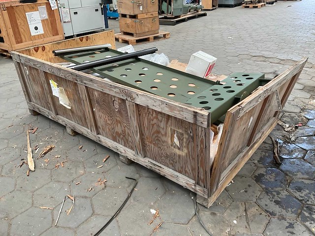 Bulkhead & storage rack assembly kit - afbeelding 4 van  5