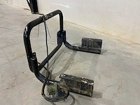 Bullbar met nato-24v aansluiting - afbeelding 2 van  2