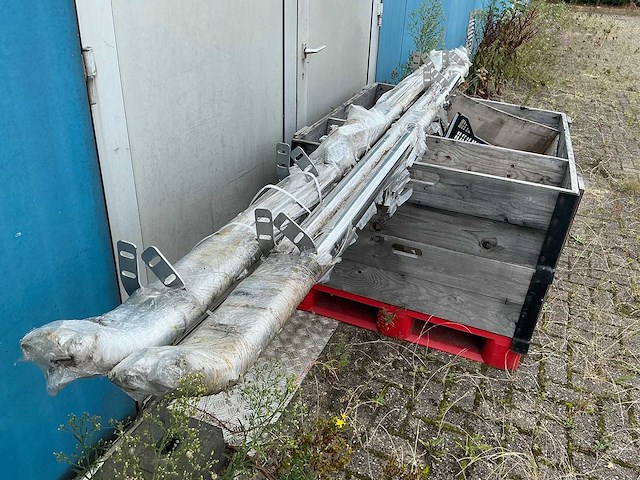 Bullbars, autodeuren en carrosserie kantelsteunen - afbeelding 6 van  6