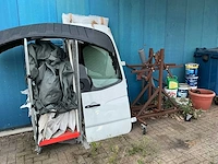 Bullbars, autodeuren en carrosserie kantelsteunen