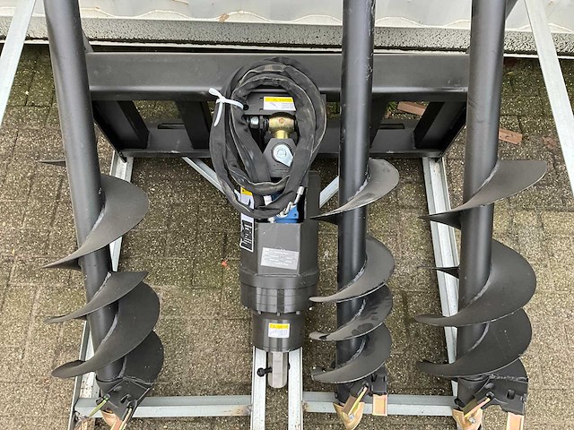 Bullforce - 2025 - set grondboren voor bobcat/ schranklader - afbeelding 2 van  7