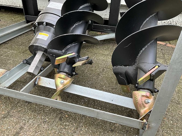 Bullforce - 2025 - set grondboren voor bobcat/ schranklader - afbeelding 4 van  7