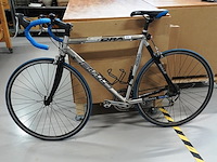 Bulls sora racefiets - afbeelding 1 van  12