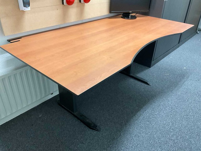 Bulo bureautafel - afbeelding 2 van  6