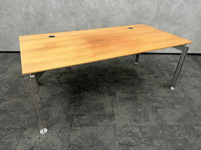 Bulo/ vitra - werkplek 200x100 - afbeelding 9 van  24
