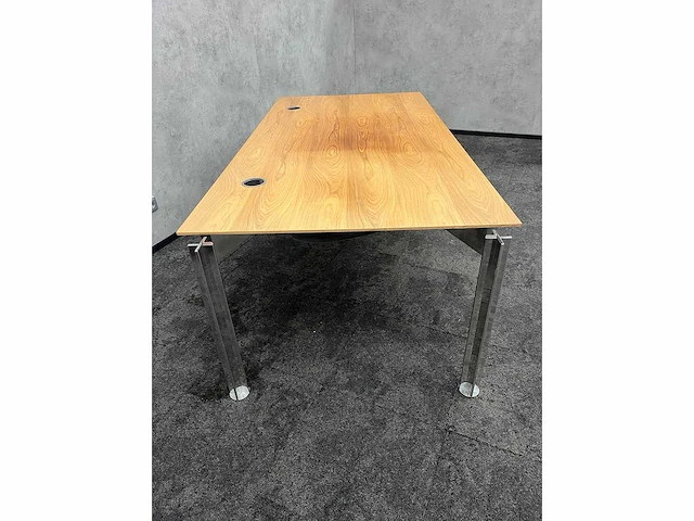 Bulo/ vitra - werkplek 200x100 - afbeelding 10 van  24