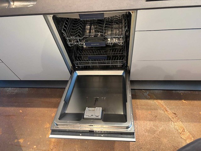 Bulthaup - keuken met apparatuur - afbeelding 4 van  32