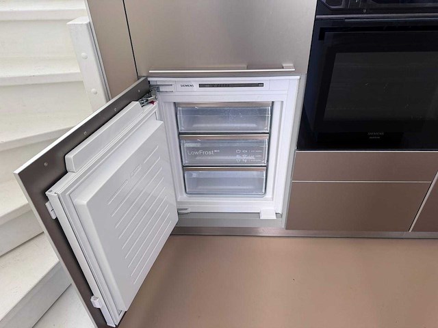 Bulthaup - keuken met siemens apparatuur - afbeelding 9 van  13