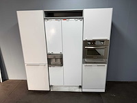 Bulthaup - showroomkeuken met gaggenau apparatuur - afbeelding 5 van  38