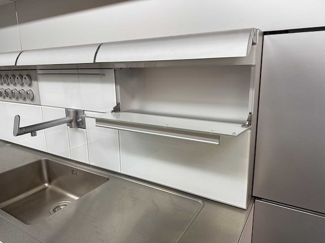 Bulthaup - showroomkeuken met gaggenau apparatuur - afbeelding 43 van  44
