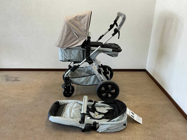 Bumble and bee kinderwagen - afbeelding 1 van  6