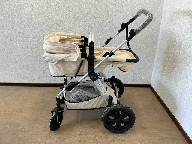 Bumble and bee kinderwagen - afbeelding 1 van  8
