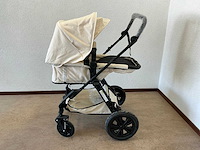 Bumble and bee kinderwagen