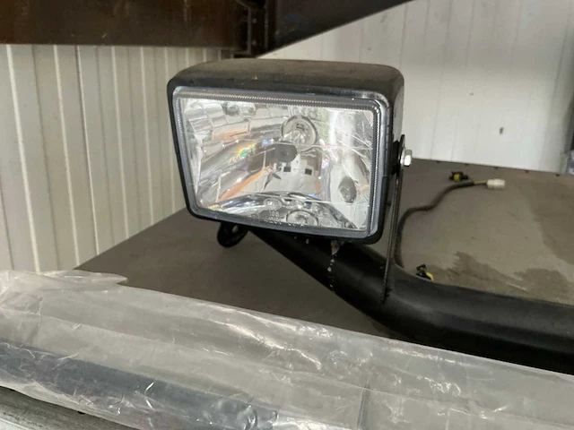 Bumper met verlichting - afbeelding 3 van  3