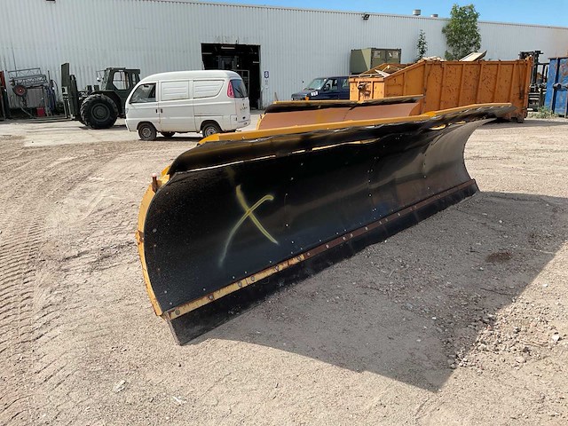 Bunce sneeuwschuiver - afbeelding 7 van  8