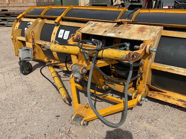 Bunce sneeuwschuiver - afbeelding 6 van  8