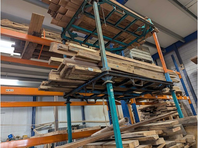 Bundel eiken delen - afbeelding 1 van  2