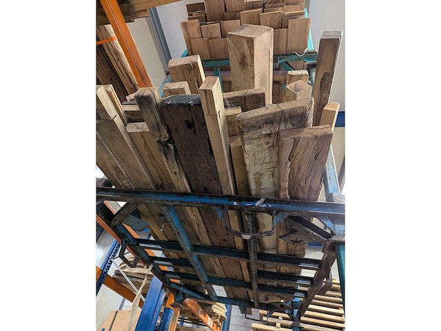 Bundel eiken delen - afbeelding 2 van  2