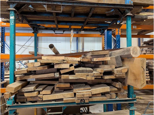 Bundel eiken houten delen - afbeelding 2 van  3