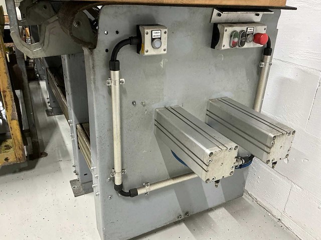 Bundel lader - afbeelding 3 van  7