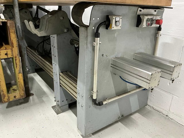 Bundel lader - afbeelding 4 van  7