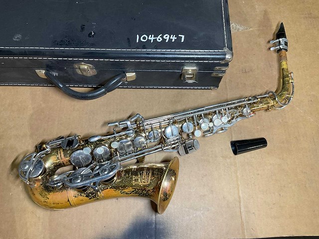 Bundy ll saxofoon - afbeelding 2 van  8