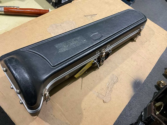 Bundy trombone - afbeelding 8 van  8