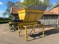 Bunker met transport band - afbeelding 1 van  24