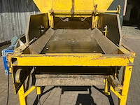 Bunker met transport band - afbeelding 20 van  24