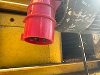 Bunker met transport band - afbeelding 22 van  24