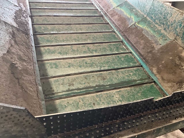 Bunkeraanvoerband - afbeelding 12 van  14