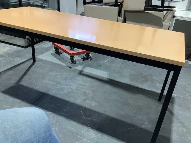 Bureau - desk - afbeelding 1 van  3
