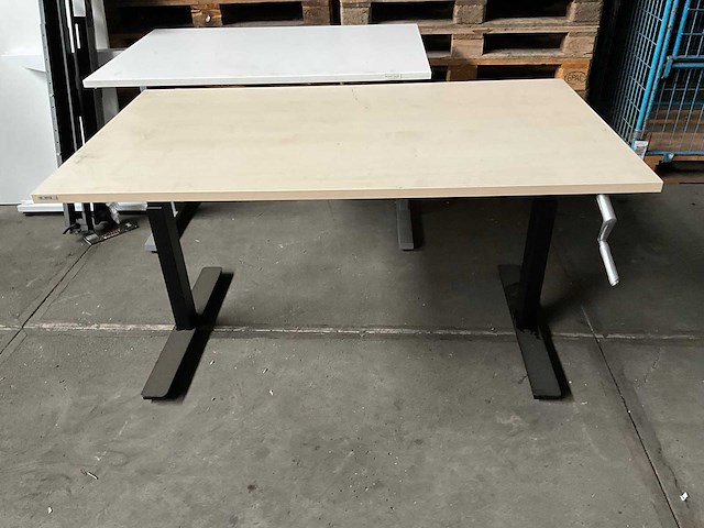 Bureau - in hoogte verstelbaar (3x) - afbeelding 2 van  5