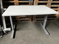Bureau - in hoogte verstelbaar (3x) - afbeelding 4 van  5