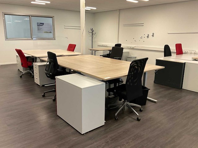 Bureau (14x) - afbeelding 1 van  9