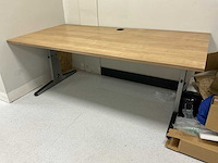 Bureau 180x90 cm - afbeelding 1 van  4