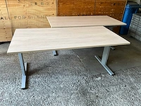 Bureau 180x90cm - in hoogte verstelbaar (2x)