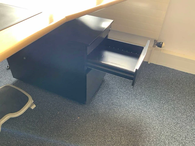 Bureau 200x100 - 200x100/80 - 180x50 cm (4x) - afbeelding 3 van  14