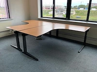 Bureau 200x160 cm (2x)