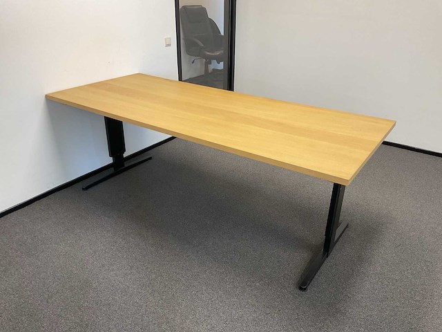 Bureau 215x90x77 cm verstelbaar (2x) - afbeelding 1 van  4