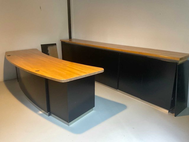 Bureau 273x80x75cm - afbeelding 1 van  6