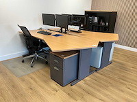 Bureau (2x) - afbeelding 1 van  11