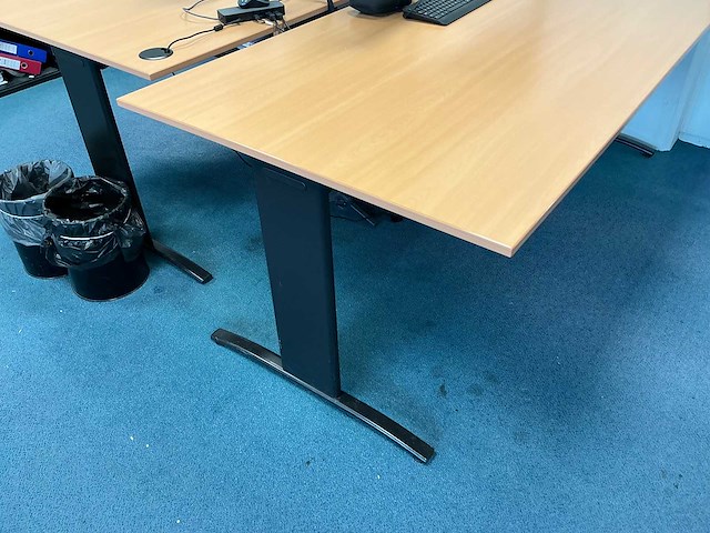 Bureau (2x) - afbeelding 1 van  4