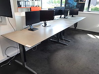 Bureau (2x) - afbeelding 1 van  1