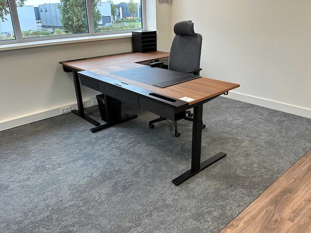 Bureau (2x) - afbeelding 1 van  4