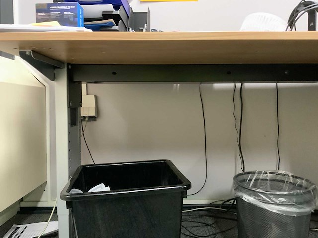 Bureau (2x) - afbeelding 6 van  8