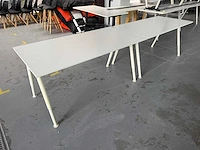 Bureau (2x)